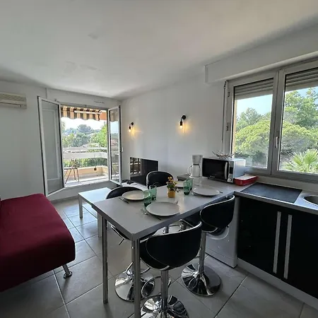 2 Pieces Proche Avec Parking A Saint-raphael - Fr-1-226a-209 Apartment Saint-Raphael (Var)